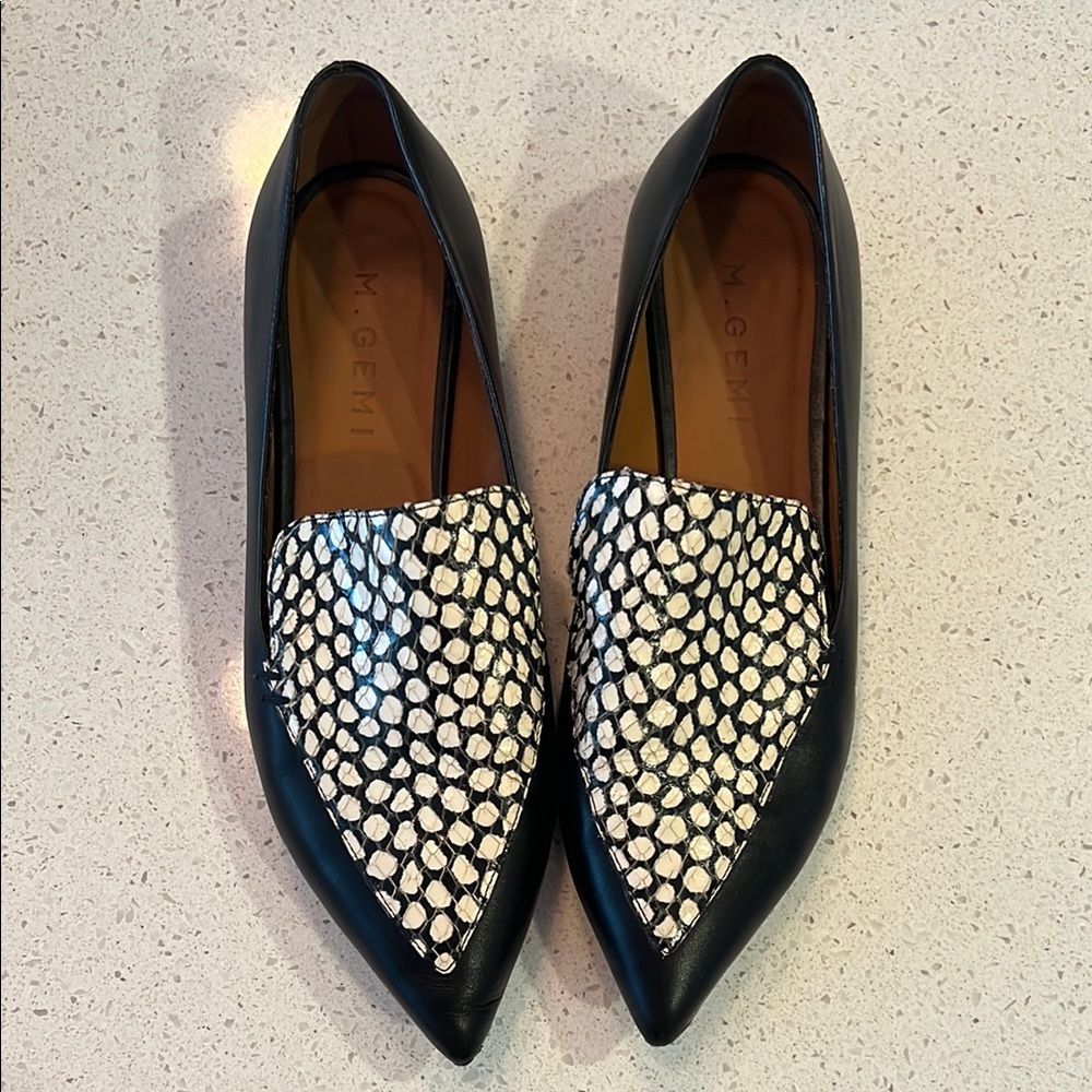 M. Gemi Women's Snakeskin Loafers Size 6.5/36.5 Gently Worn, Grip Soles